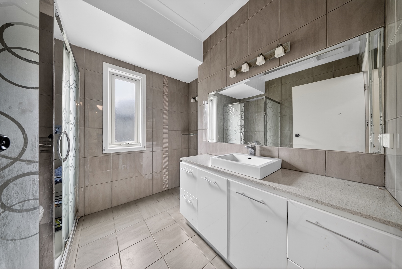 1/139 Huntingdale Road, OAKLEIGH VIC 3166, Oakleigh - Thumbnail 2